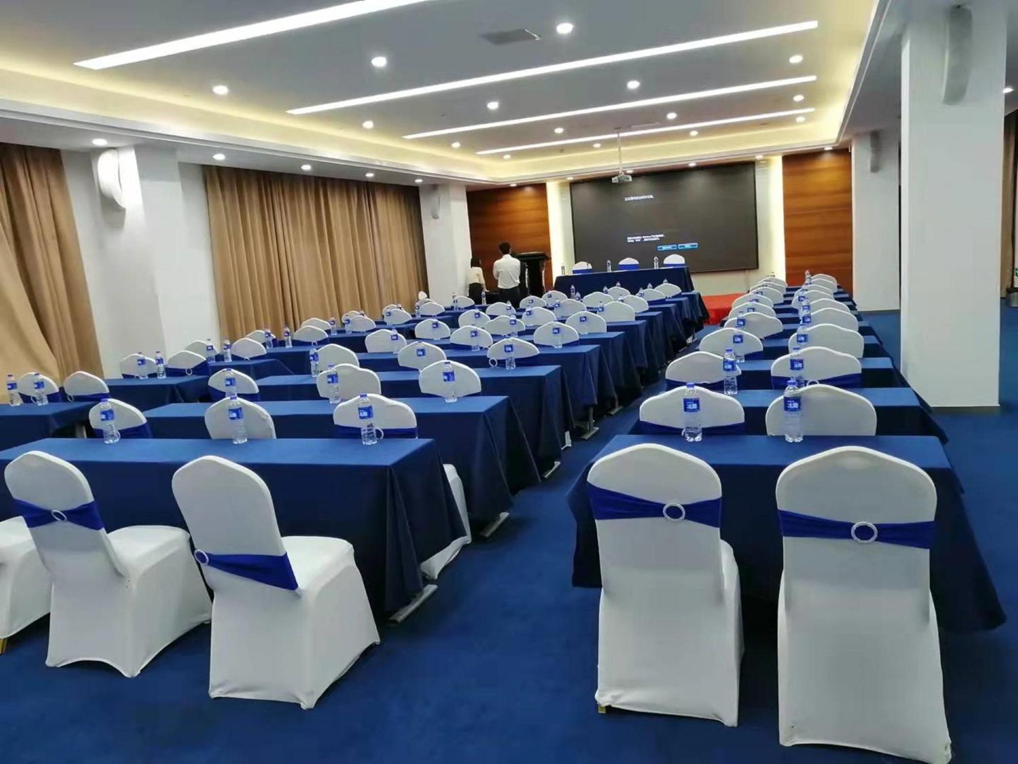 Holiday Inn Express Suzhou Changjiang By Ihg Exterior photo